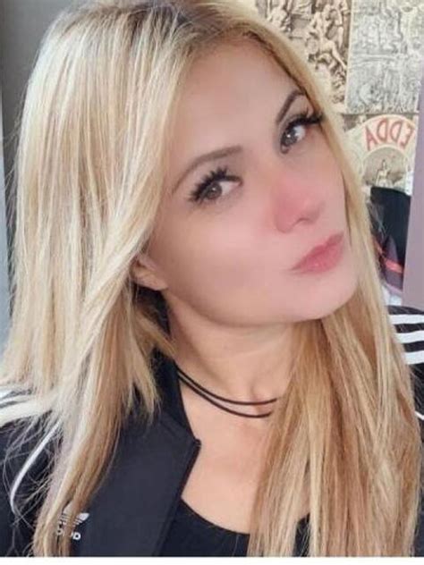 bacheca incontri castellaneta|Escort Castellaneta, Annunci Donna Cerca Uomo